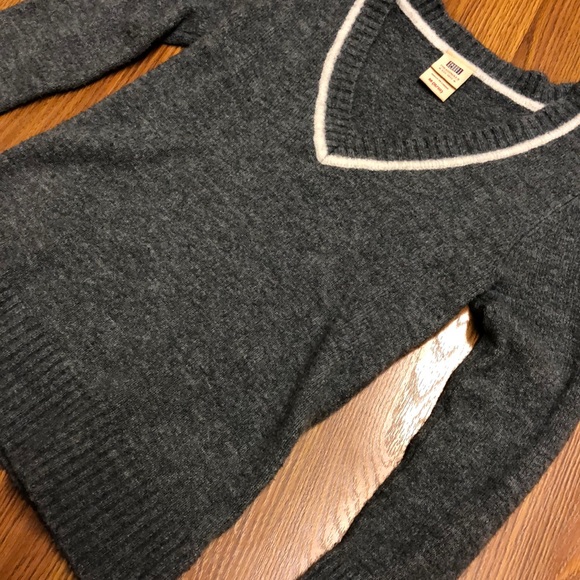 Faded Glory Sweater - Picture 4 of 4